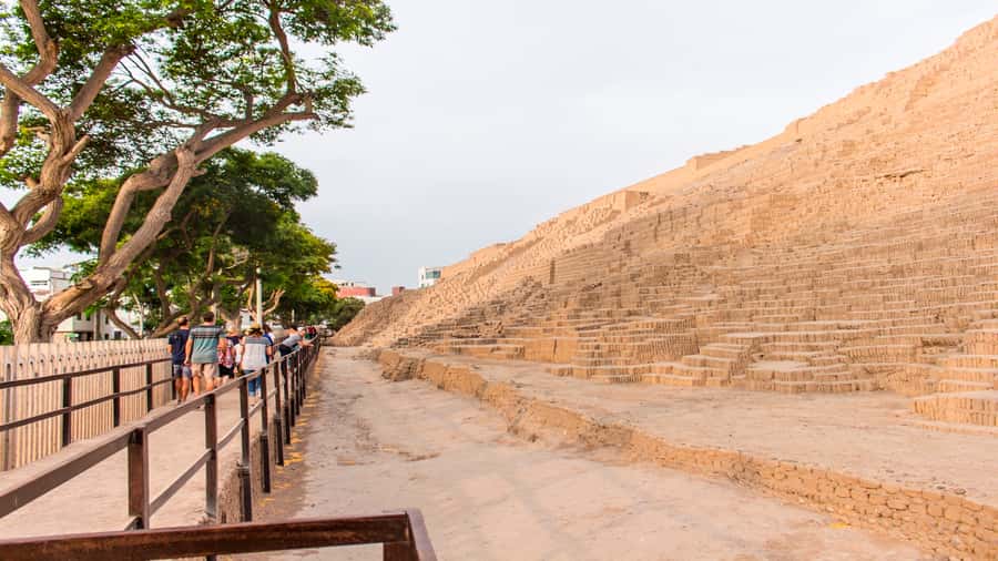 Lima: Tour to Huaca Pucllana and Huaca Mateo Salado - Huaca Pucllana, a pyramid inside modern Miraflores