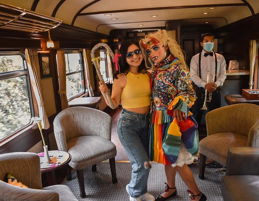 Machu Picchu: 1-day tour by Vistadome Observatory train - Riding the Vistadome Observatory Train for 105 Minutes