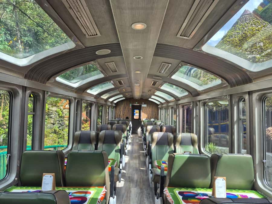 Machu Picchu: 1-day tour by Vistadome Panoramic train - Two to three hours inside Machu Picchu