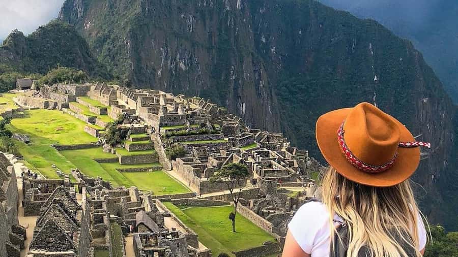 Machu Picchu: 1-day tour by Vistadome Panoramic train - Is $460 a fair price?