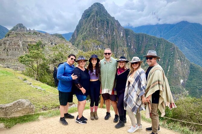 Machu Picchu Full Day Tour from Cusco(Small Groups ) - The train ride along the Urubamba River