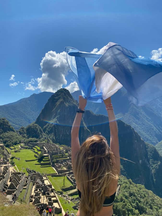 Machu Picchu: Group Guided Tour - Meeting in Aguas Calientes and getting organized