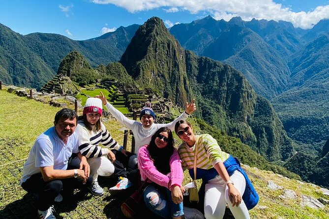 Machu picchu one day by train all included - Lunch and free time in Machu Picchu Pueblo