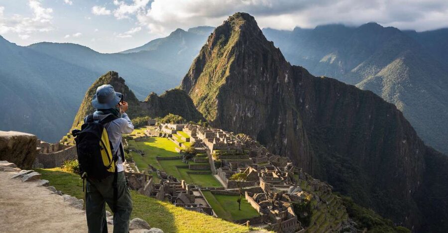 Machu Picchu: Private Full-Day Tour with Afternoon Entrance - From your hotel to Ollantaytambo