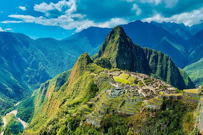 Machu Picchu Private Tour from Aguas Calientes (Tickets included) - Starting at Aguas Calientes, not Cusco
