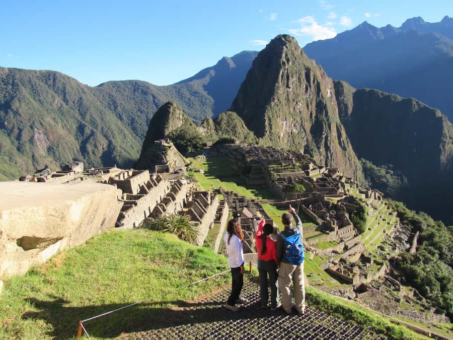 Machu Picchu: Private Tour Guide Service - Pace, stairs, and the physical side of the visit