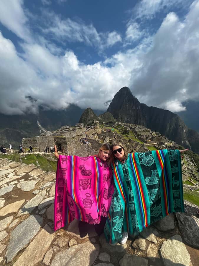 Machu Picchu: Private Tour Guide Service for up to 15 people - The Classic Terrace And First Views