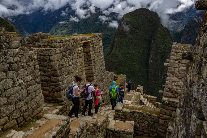 Machu Picchu Tour by Vistadome Panoramic Train from Cusco - Lunch in Aguas Calientes and the ride back