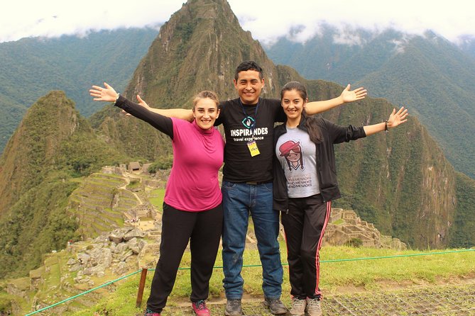 Machupicchu Full Day In Private Service - Machupicchu town: lunch and a short pause