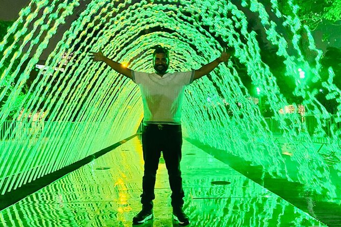 Magic Water & Laser Light Show Including Pickup And Drop-Off - Meeting up in Miraflores and reaching the park