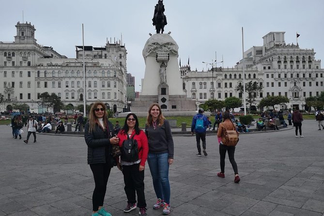 Modern and Colonial Lima City Tour. - Love Park begins the Miraflores section