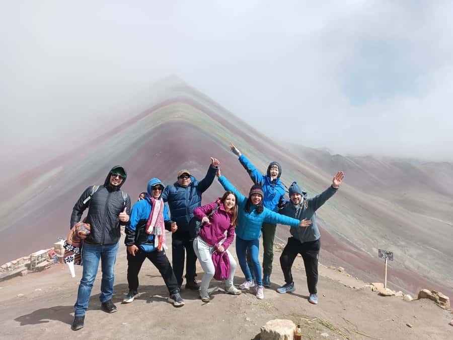 Montaña de Colores: tour en cuatrimotos día completo - What the $75 price really covers