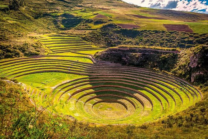 Moray and Salinera de Maras Half Day - Chinchero textiles and the shopping question
