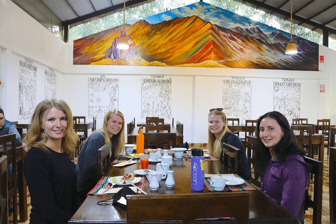 Palccoyo Rainbow Mountain Full Day Tour from Cusco - The 4:00 am departure from Cusco