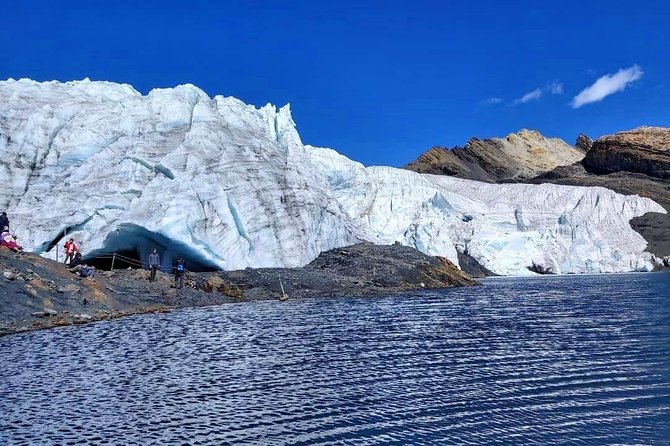 Pastoruri Glacier - The walk to Pastoruri Glacier