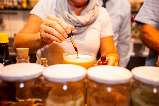 Pisco Sour Secrets: Hands-On Mixology in Historic Cusco - Who should take this class?