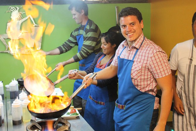 Private Andean Cooking Class, Pachamanca - A private market of grains, peppers, and superfoods