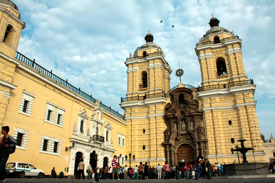 Private Tour Casa Aliaga,San Francisco Convent, Larco Museum - Why this four-hour Lima route works
