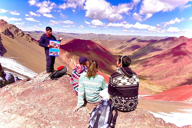 Private Tour Rainbow Mountain + Red Valley + LUNCH - What the $130 price really covers