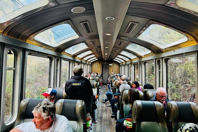 Private Tour to Sacred Valley and Machu Picchu from Cusco - Lunch in Aguas Calientes and the return journey