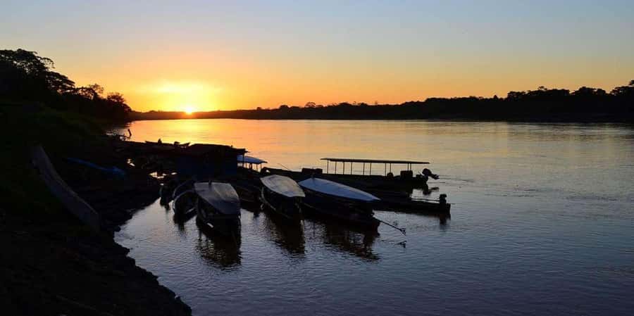 Puerto Maldonado: 3-hour sunset boat ride - The 16:30 pickup and ride to the pier