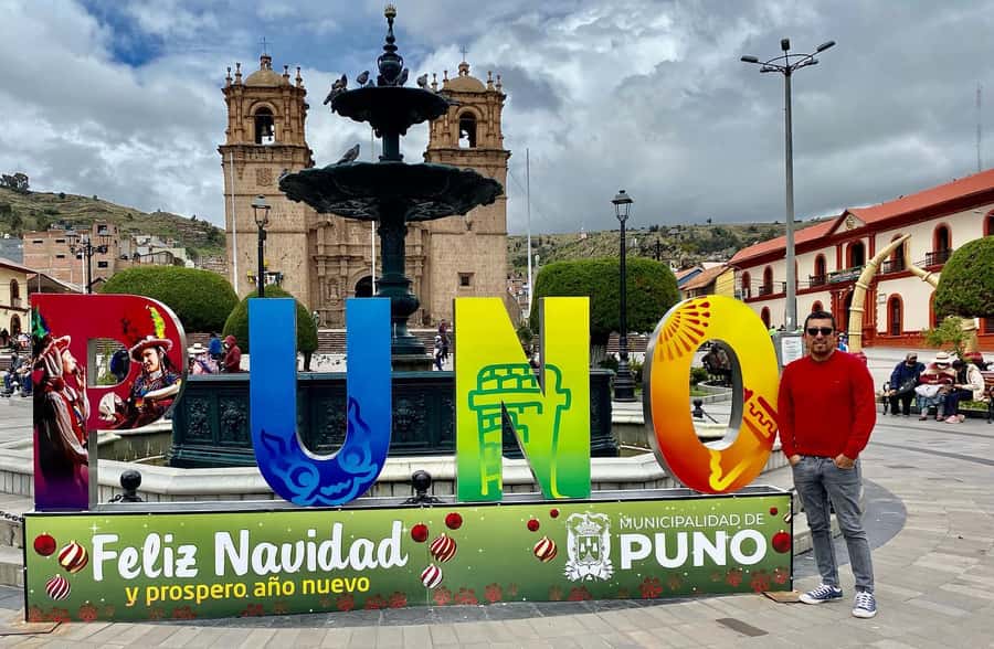 Puno: History and Culture Walking Tour - Huajsapata Lookout and the view over Lake Titicaca