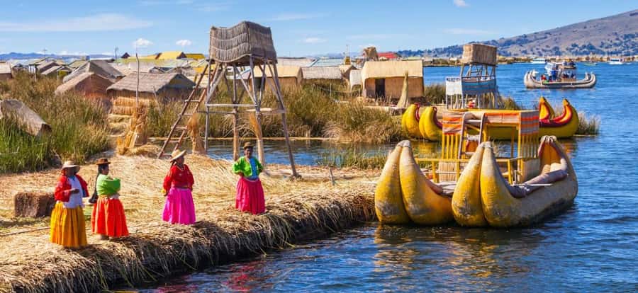 Puno: Two-day excursion to Uros, Amantani and Taquile - Amantani, village paths, and family life