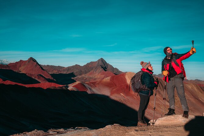 Rainbow Mountain and Red Valley Hike – 2 Days / 1 Night - Green and Red Valleys on the Way to Puka Pass