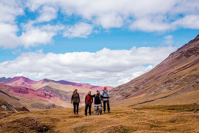 Rainbow Mountain and Red Valley Hike – 2 Days / 1 Night - The 4:00 am Start and the Road to Quesiuno