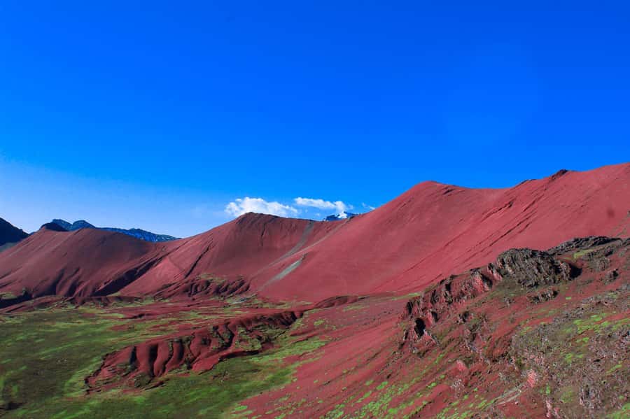 Rainbow Mountain Vinicunca Short Route + Red Valley - Breakfast in Cusipata after two hours on the road
