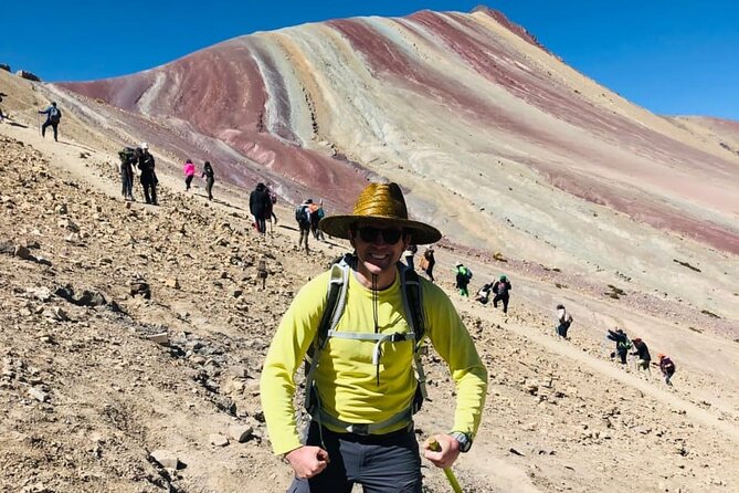 Rainbown mountain cusco 1 Day - The One-Hour Shuttle to the Trailhead