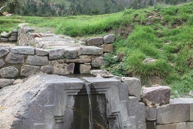 Sacred Valley Private Tour: Chinchero, Ollantaytambo and Pisaq - Guides can make or break this route