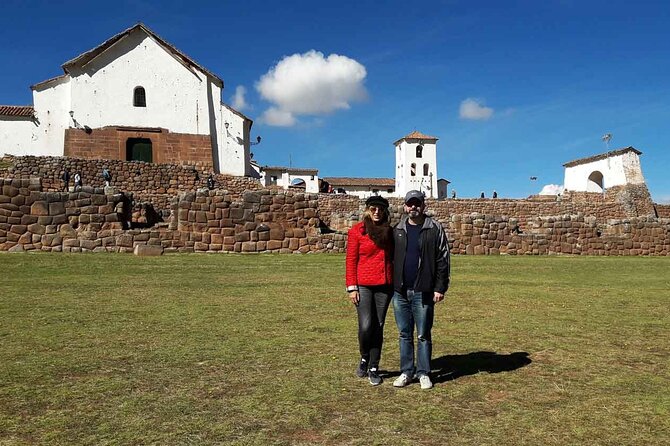Sacred Valley Private Tour, Moray & Salt Mines Incluided - What the guide and vehicle add