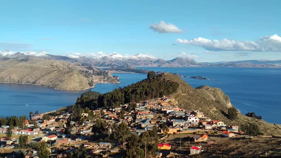 Sun island and Copacabana | From Puno or La Paz / Day Trip - The 6:00 AM start from Puno or La Paz