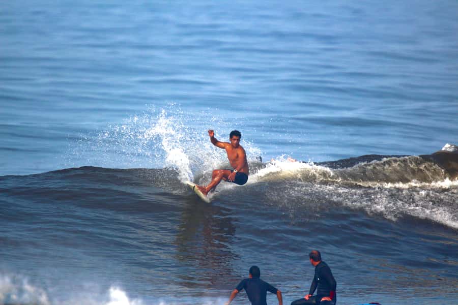 Surfing experience in Lima - How much value do you get for $44?