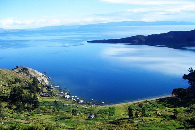 Titicaca Lake 2 Day 1 Night from Cusco to Puno - Uros: reed islands with a complicated story
