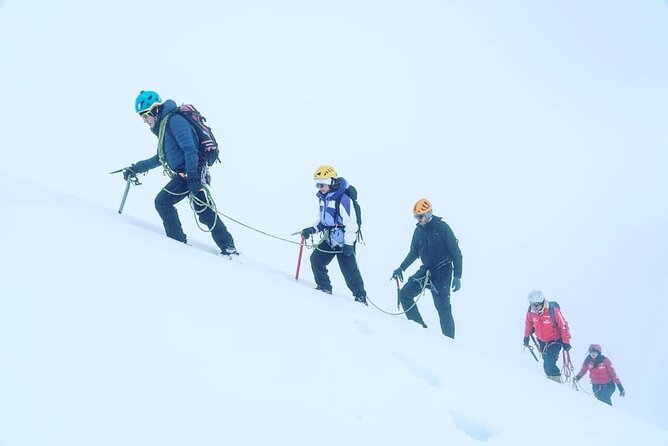 Tour Climbing Nevado Mateo | Your First 5,150 m Summit | 12 Hours - The summit at 5,150 meters