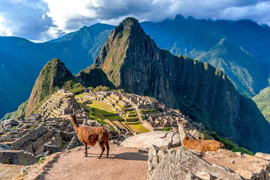 Tour Machu Picchu + Mountain of Huayna Picchu 2 days - Why the two-day format works