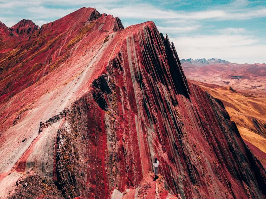 Tour Pallay Punchu Trek Full Day - What makes Pallay Punchu different from Cusco’s other rainbow mountains