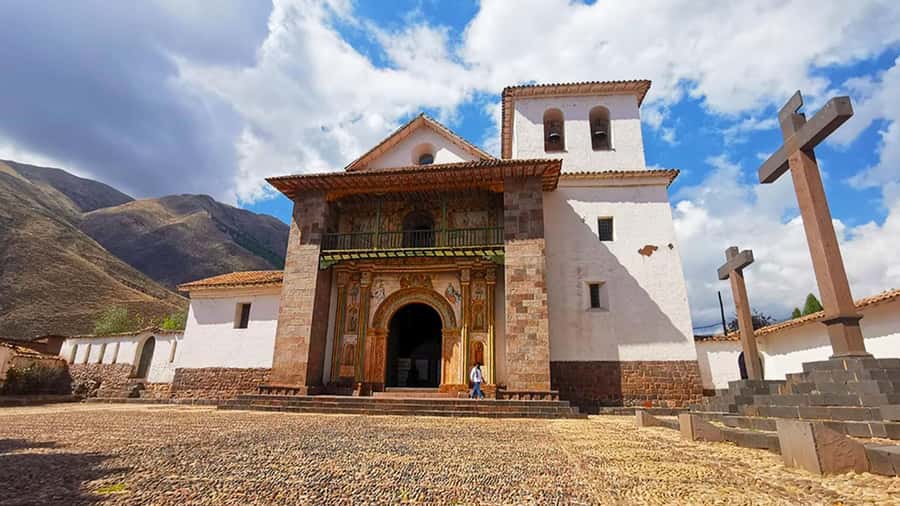 TRIP FROM PUNO TO CUSCO WITH THE ROUTE OF THE SUN - Andahuaylillas and the church called the Sistine Chapel of the Andes