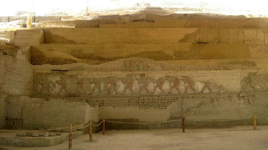 Trujillo: El Brujo Complex Archaeological Tour with Tickets - The 80-minute ride north from Trujillo