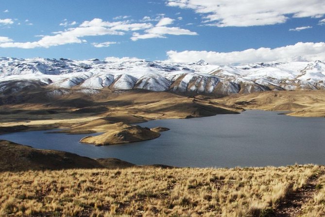 Turist Bus Colca Canyon (Chivay) To Puno - Lagunillas and the best photography opportunity
