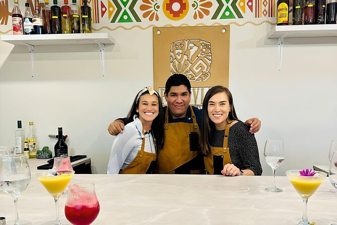 Vegan Peruvian Cooking Class Cocktails and Local Market in Cusco - Who should book this Cusco class