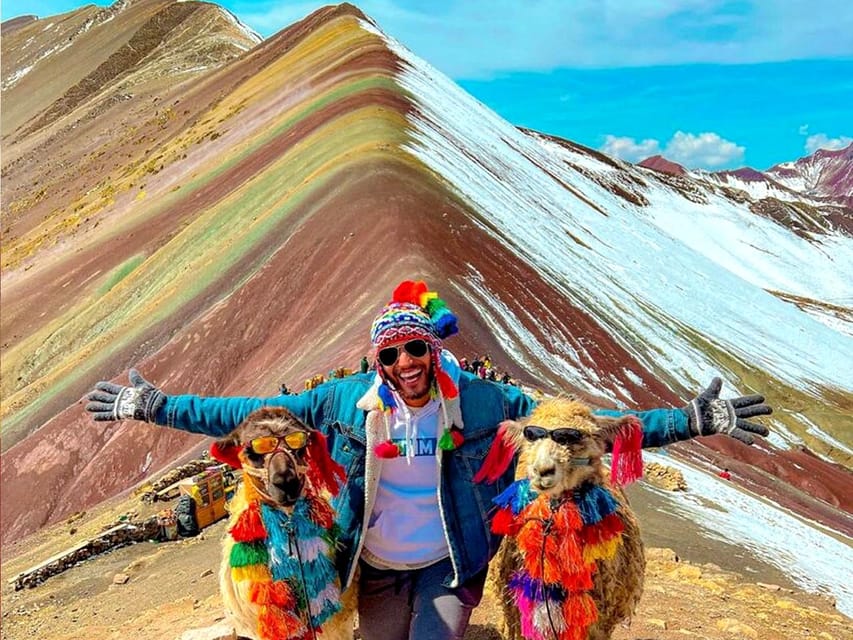 Vinicunca Mountain Tour - Full Day Tour to Rainbow Mountain - The uphill walk to the Mountain of Colors