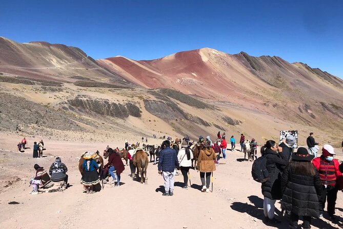 Vinicunca Rainbow Mountain Full-Day Tour from Cusco - Clothing and physical preparation
