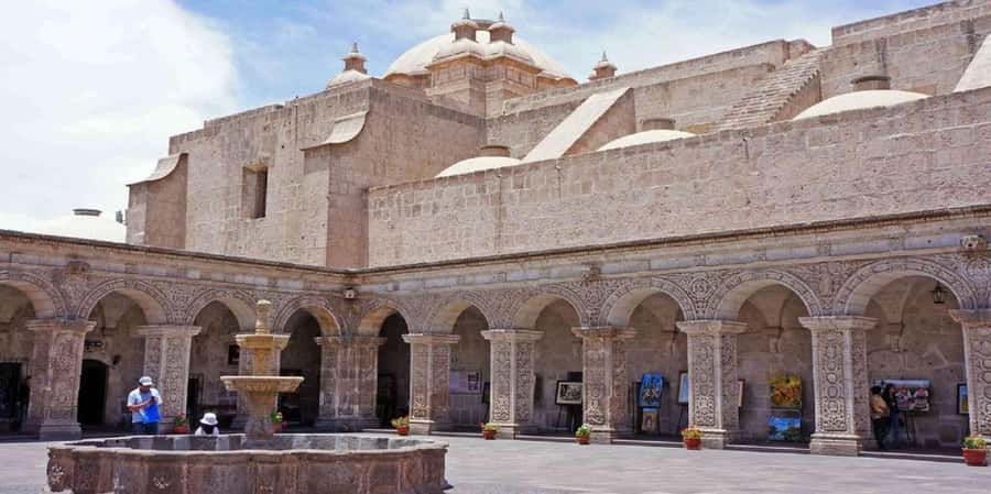 Walking tour through the Historic Center of Arequipa - Key points to know before you book