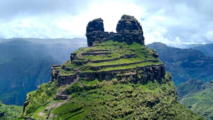 "Waqra Pucara, The Majestic Fortress Revealing Secrets of the Andes". - The Long Road Through Acomayo and Pitumarca