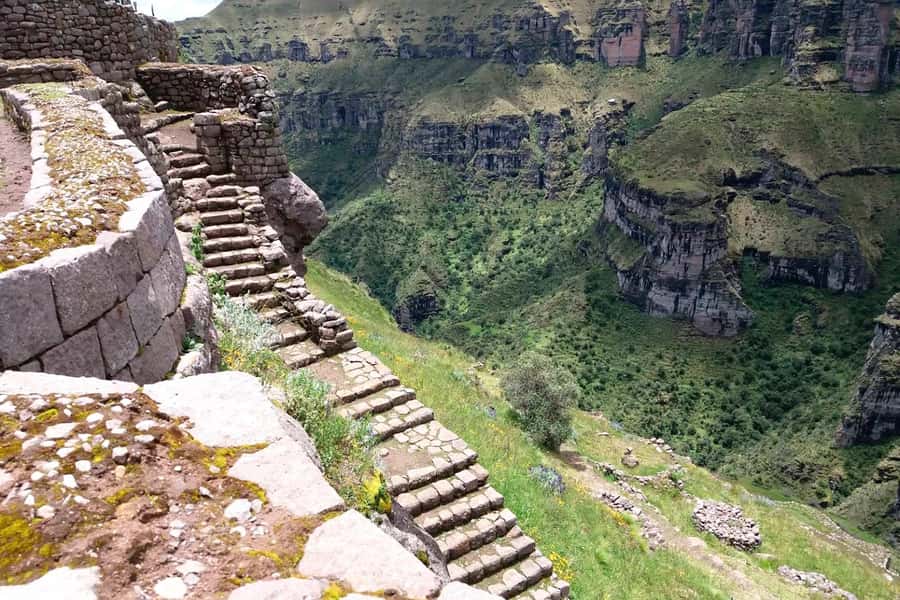 Waqrapukara 1 day trekking + meals - Breakfast in Sangará before the trail